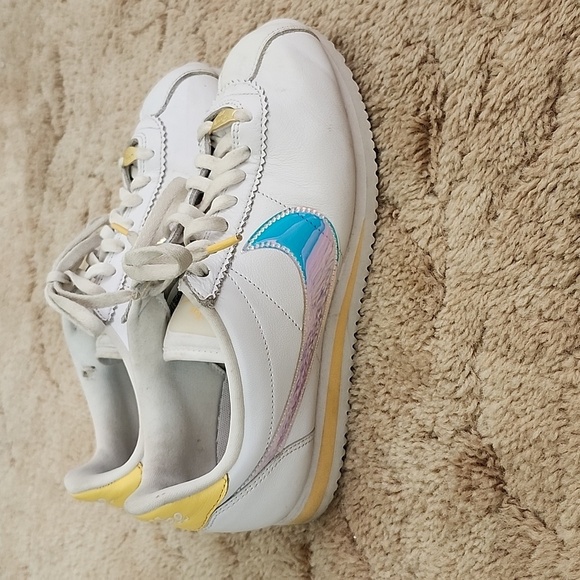 Nike Classic Cortez White Topaz Gold 2019 Womens 8.5 - Picture 8 of 16